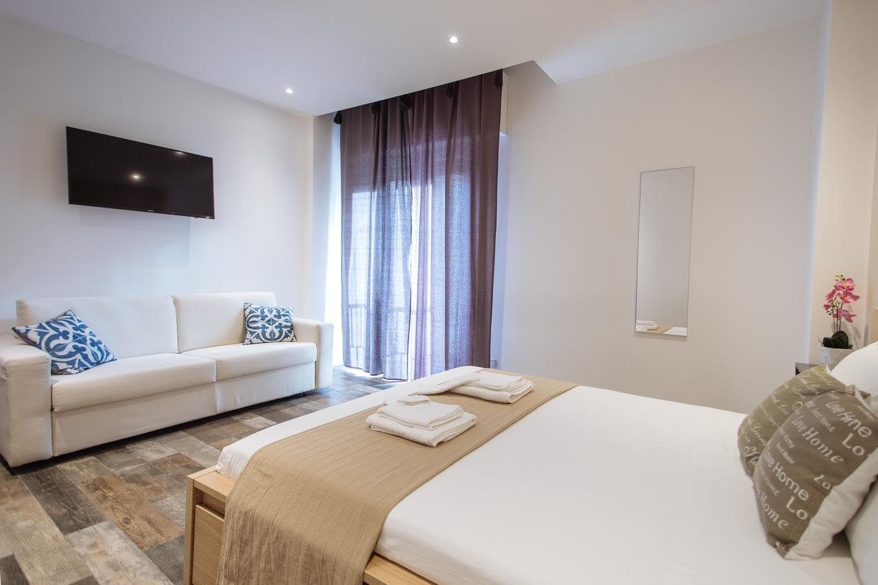 Politeama Luxury Suites Palermo Exterior photo